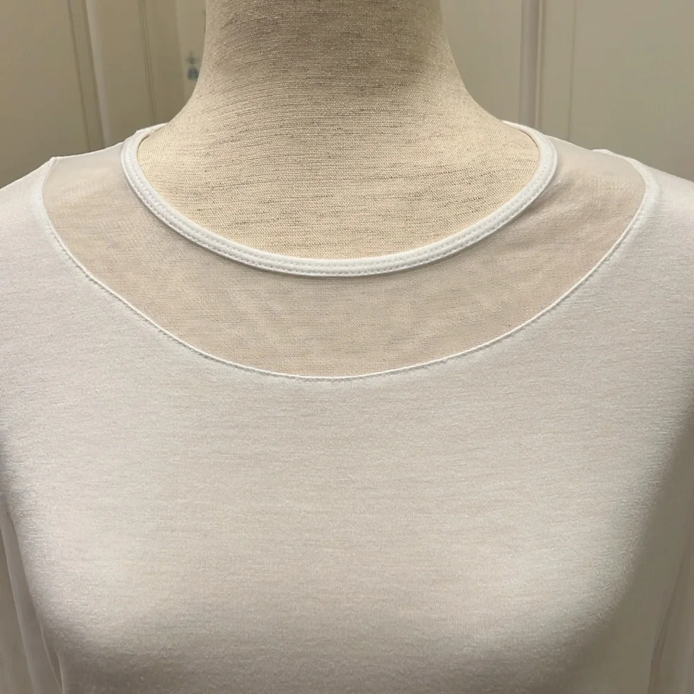 ANATOMIE KIM STYLE PURE WHITE LIGHTWEIGHT, SOFT, MESH-SLEEVE TOP - Picture 2 of 6